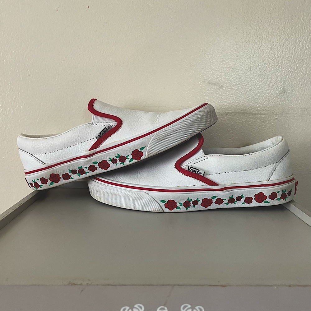 Custom Vans Rose Print Slip Ons-W6.5, M5